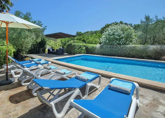 Vila Vidrier Ii By *