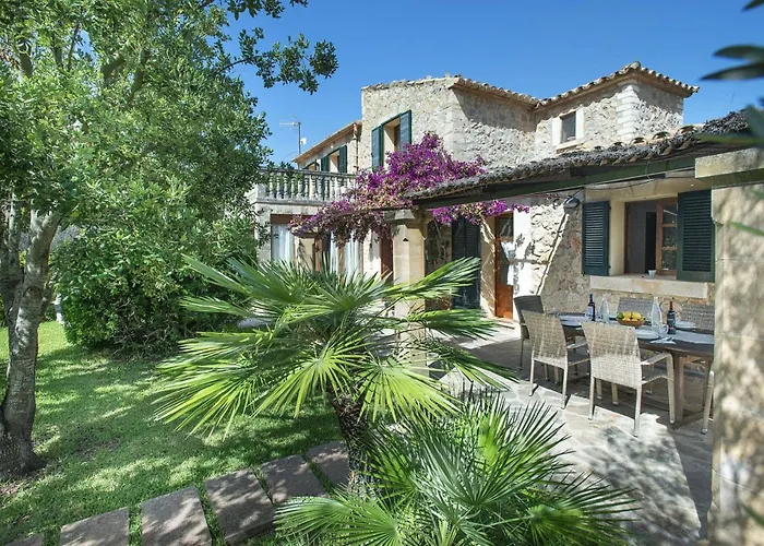 Villa Vidrier Ii By *